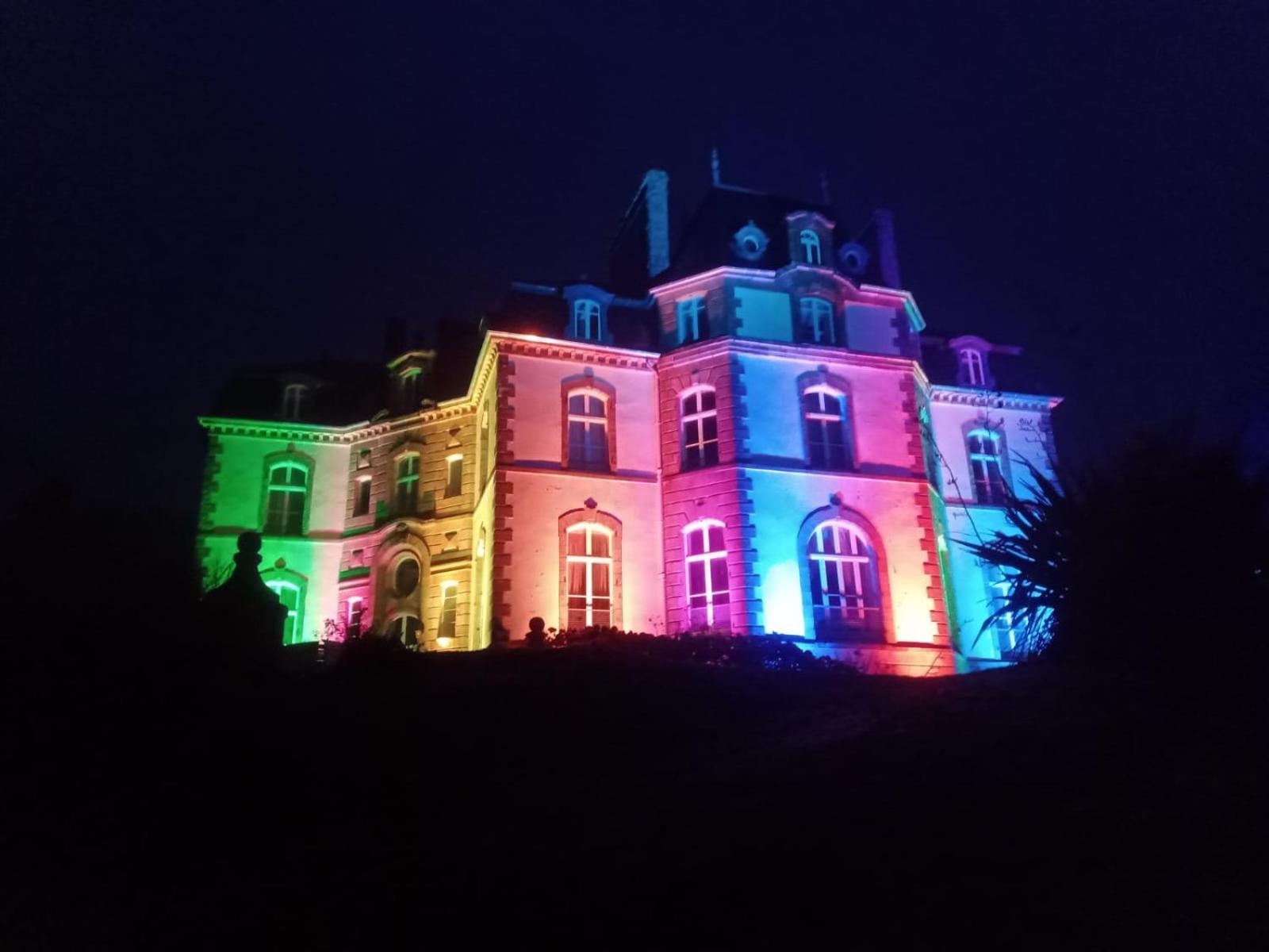 Chateau De Locqueran Pierres Et Filets Bleus Appartement